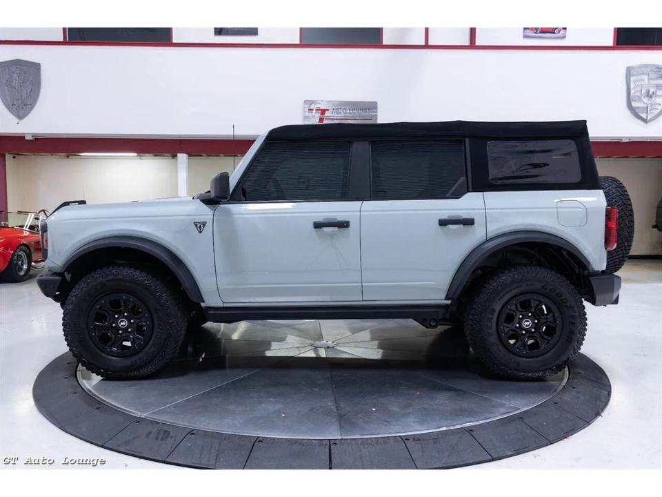 2022 Ford Bronco 6th Gen - Image 8 of 31