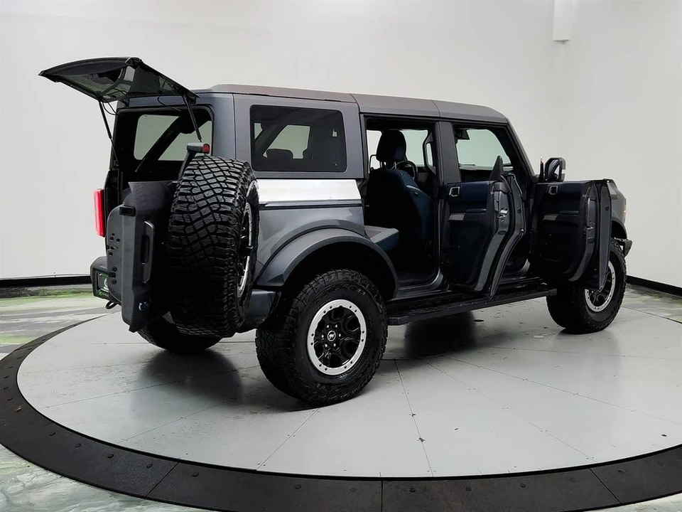 2022 Ford Bronco 6th Gen - Image 11 of 21