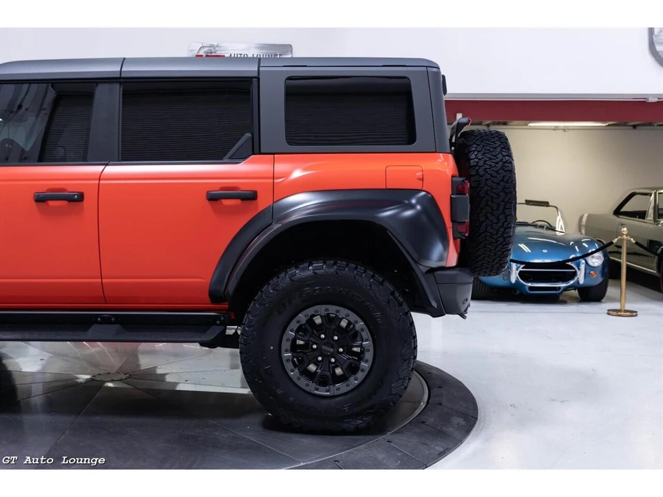 2022 Ford Bronco 6th Gen - Image 10 of 31