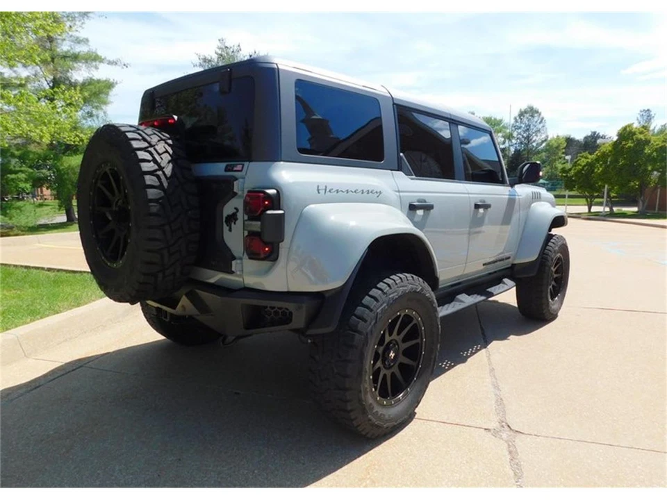 2022 Ford Bronco 6th Gen - Image 25 of 31