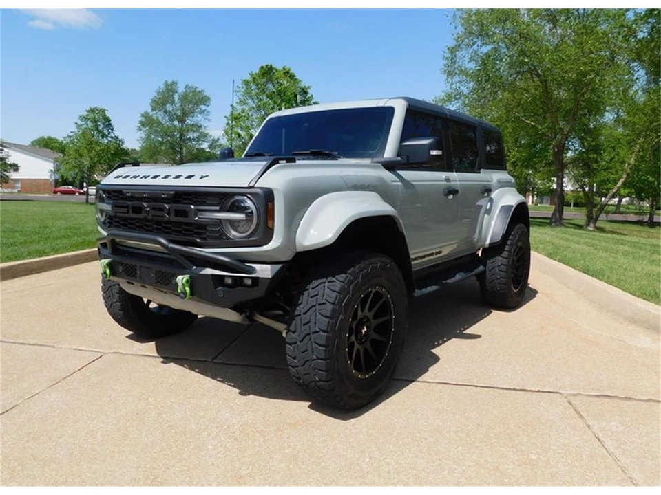 2022 Ford Bronco 6th Gen - Image 20 of 31