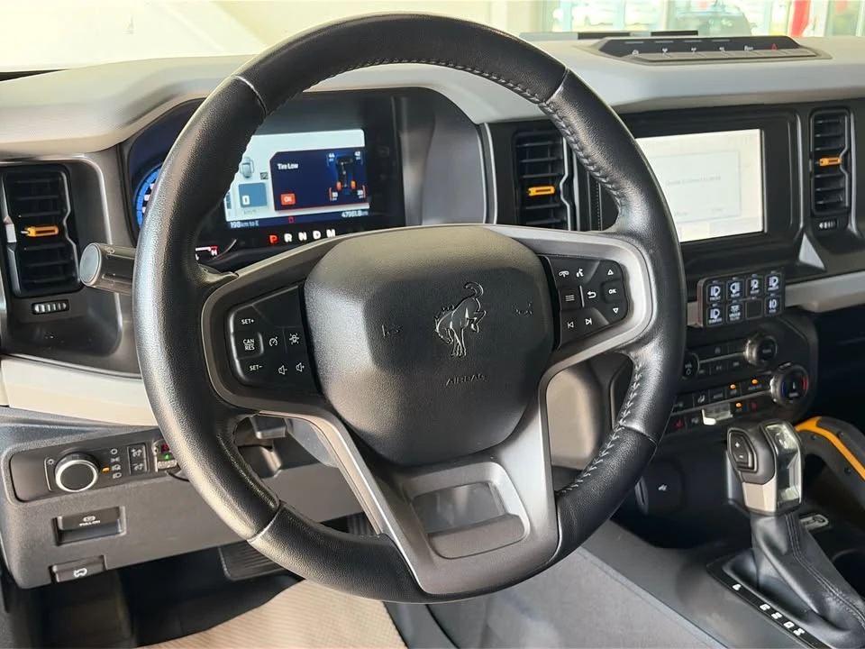 2022 Ford Bronco 6th Gen - Image 5 of 12