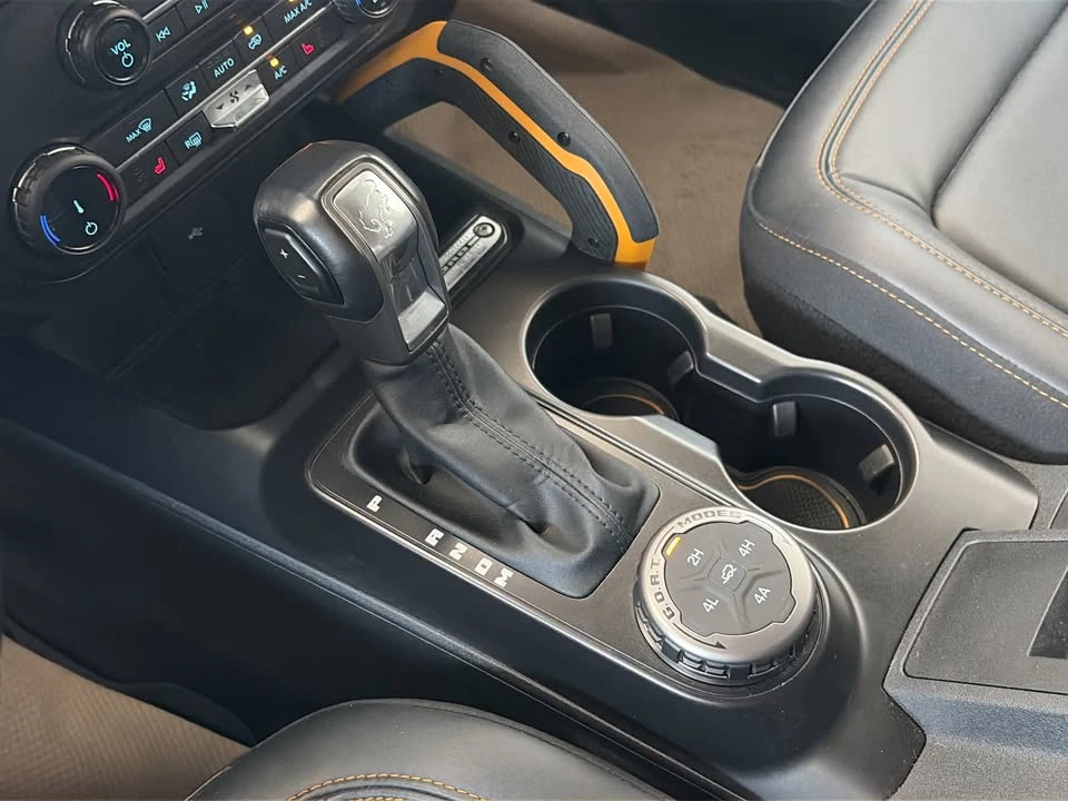 2022 Ford Bronco 6th Gen - Image 10 of 12