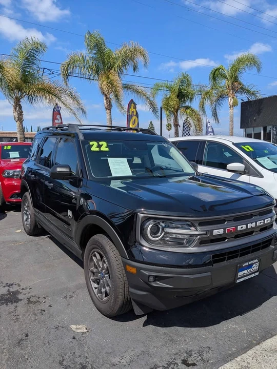 2022 Ford Bronco 6th Gen - Image 2 of 3