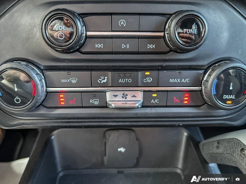 2022 Ford Bronco 6th Gen - Image 18 of 19