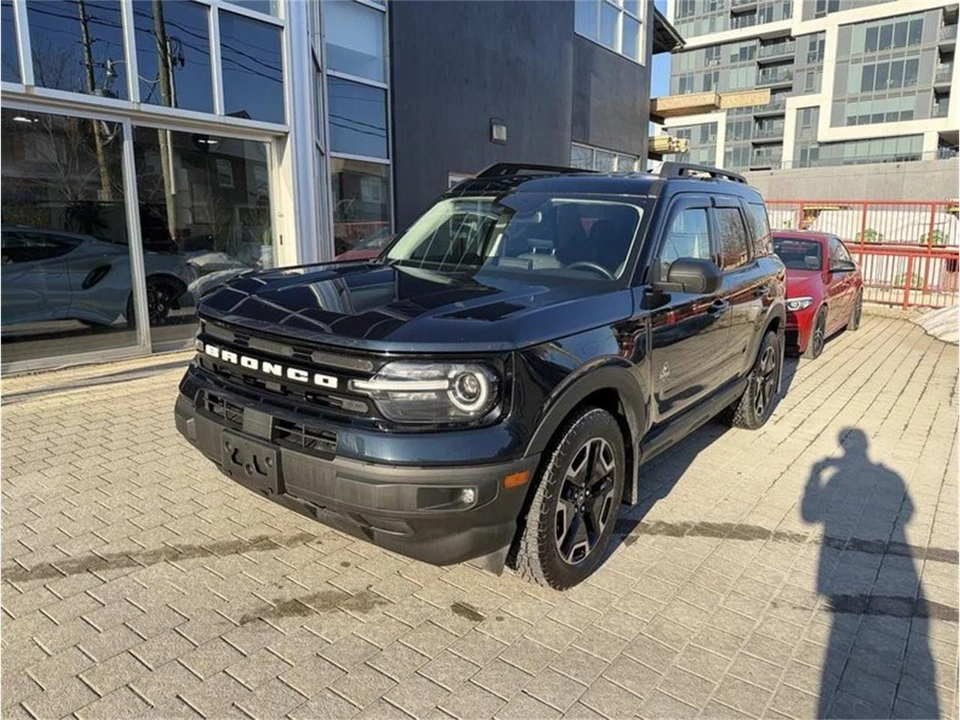 2022 Ford Bronco 6th Gen - Image 3 of 29
