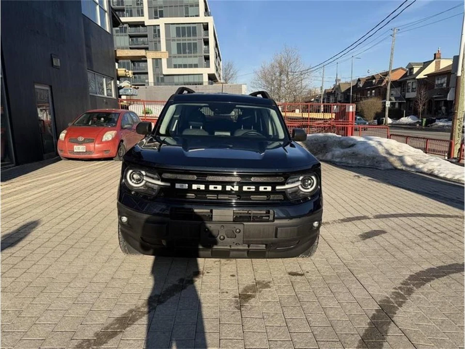 2022 Ford Bronco 6th Gen - Image 4 of 29