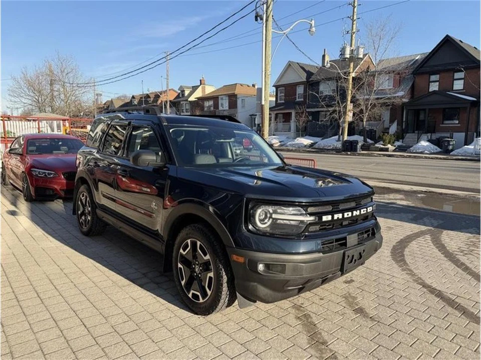 2022 Ford Bronco 6th Gen - Image 5 of 29