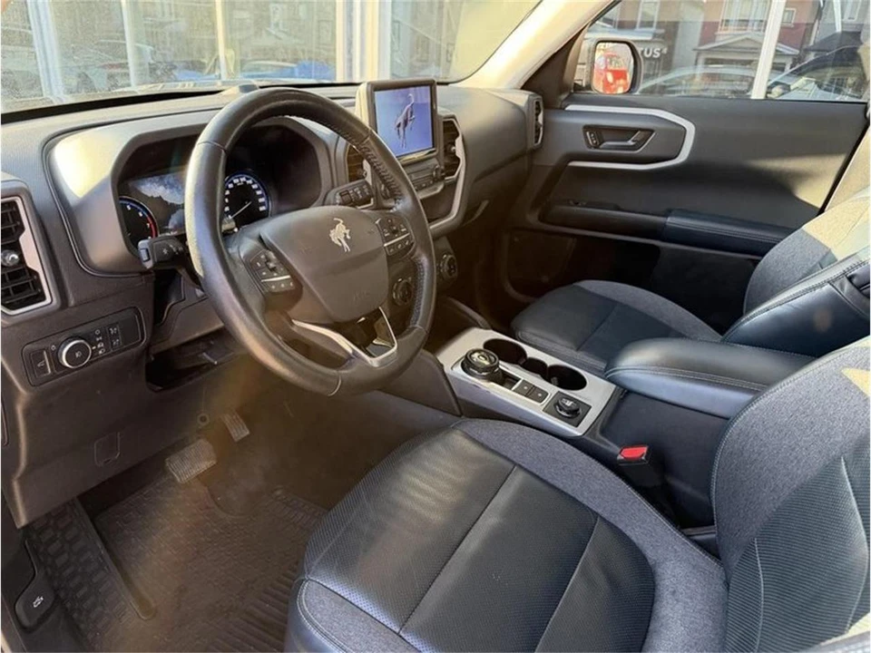 2022 Ford Bronco 6th Gen - Image 13 of 29