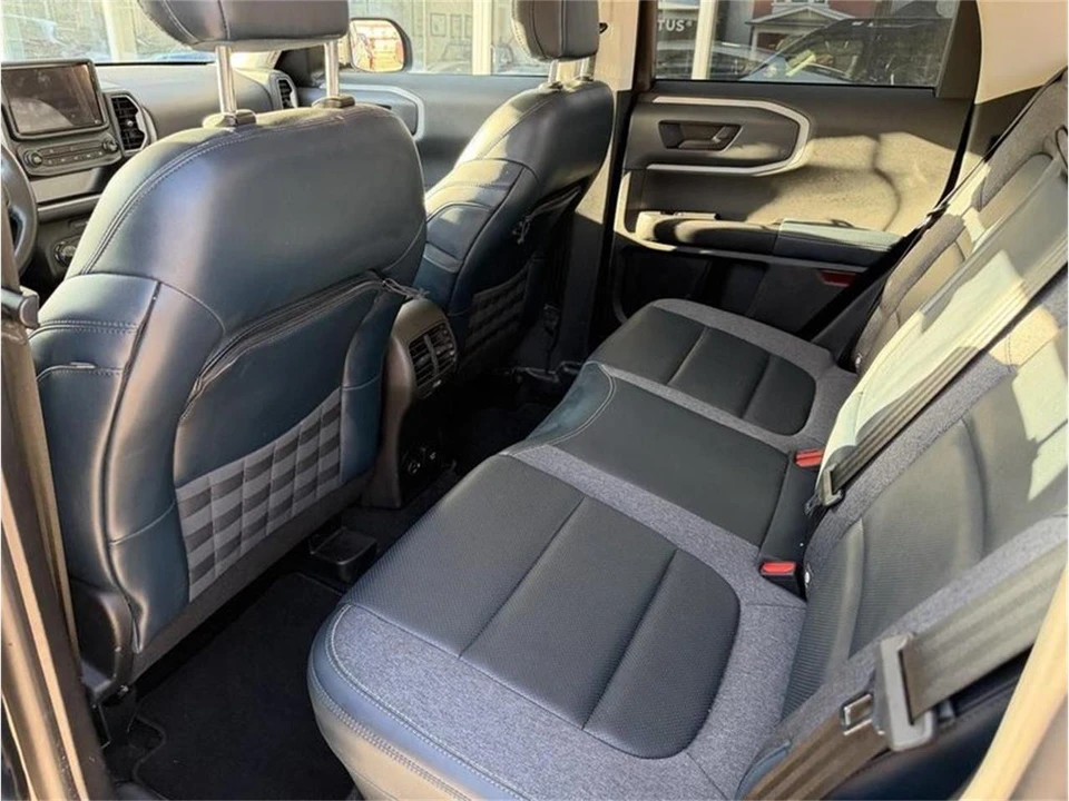 2022 Ford Bronco 6th Gen - Image 19 of 29