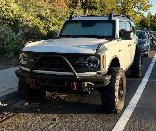 2022 Ford Bronco 6th Gen - Image 2 of 2