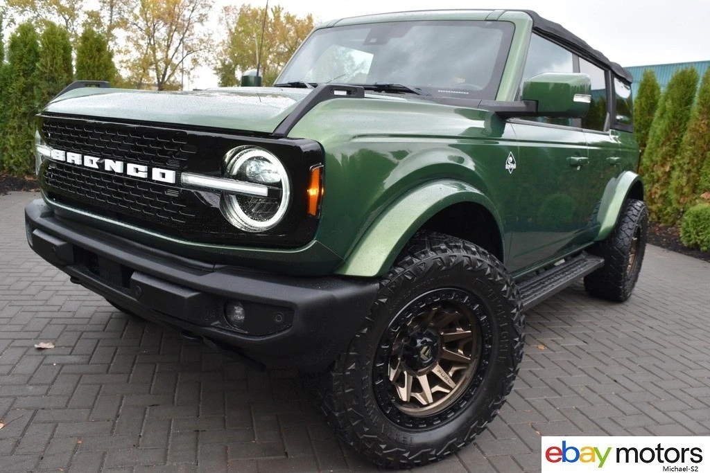 2022 Ford Bronco 6th Gen - Image 20 of 21