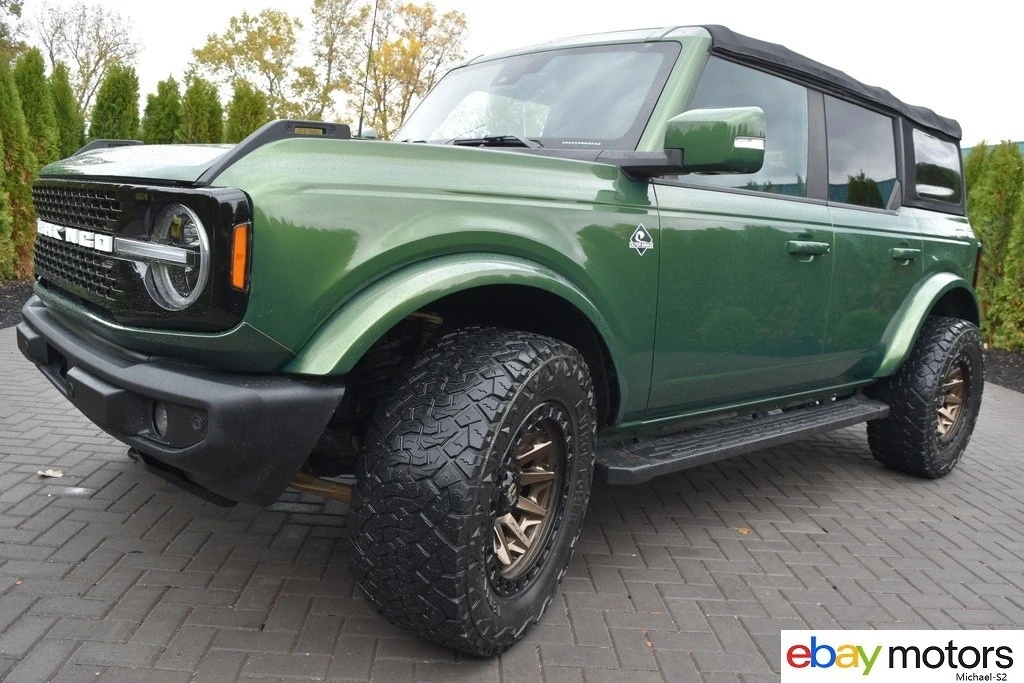 2022 Ford Bronco 6th Gen - Image 9 of 21