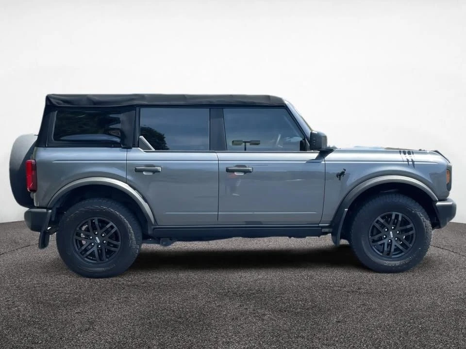 2022 Ford Bronco 6th Gen - Image 2 of 19