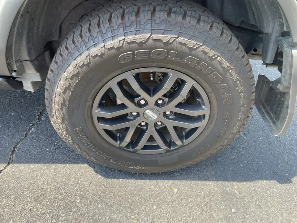 2022 Ford Bronco 6th Gen - Image 18 of 19