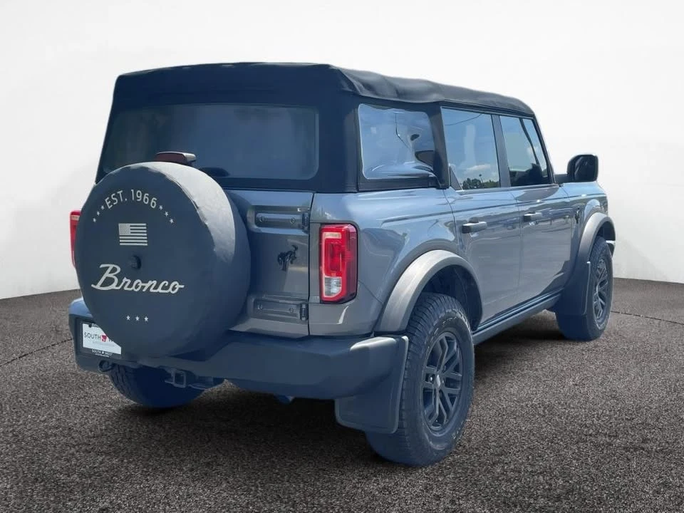2022 Ford Bronco 6th Gen - Image 3 of 19