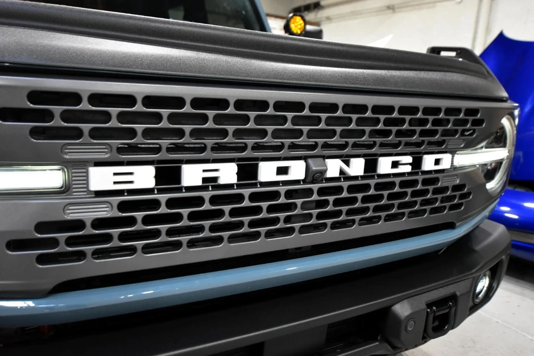2022 Ford Bronco 6th Gen - Image 4 of 12