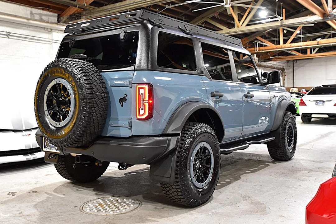 2022 Ford Bronco 6th Gen - Image 15 of 21