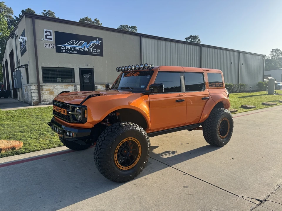 2022 Ford Bronco 6th Gen - Image 11 of 20