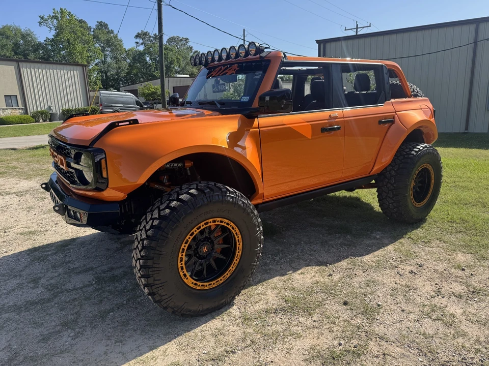 2022 Ford Bronco 6th Gen - Image 3 of 20