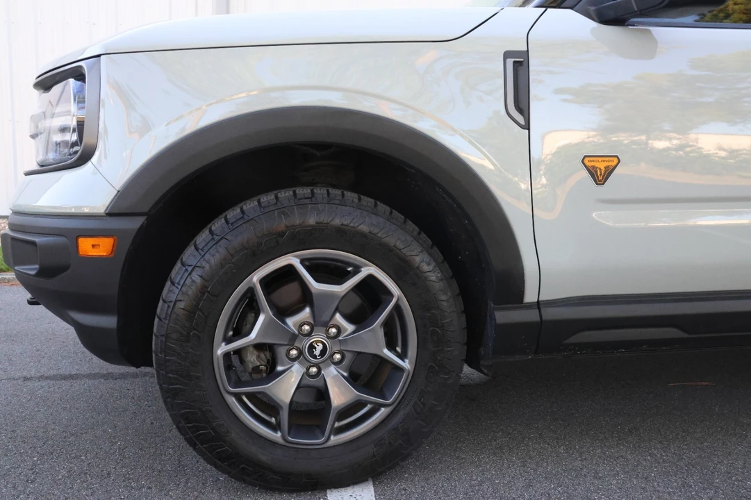 2022 Ford Bronco 6th Gen - Image 9 of 22