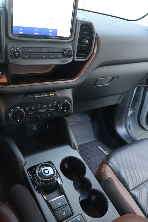 2022 Ford Bronco 6th Gen - Image 19 of 22