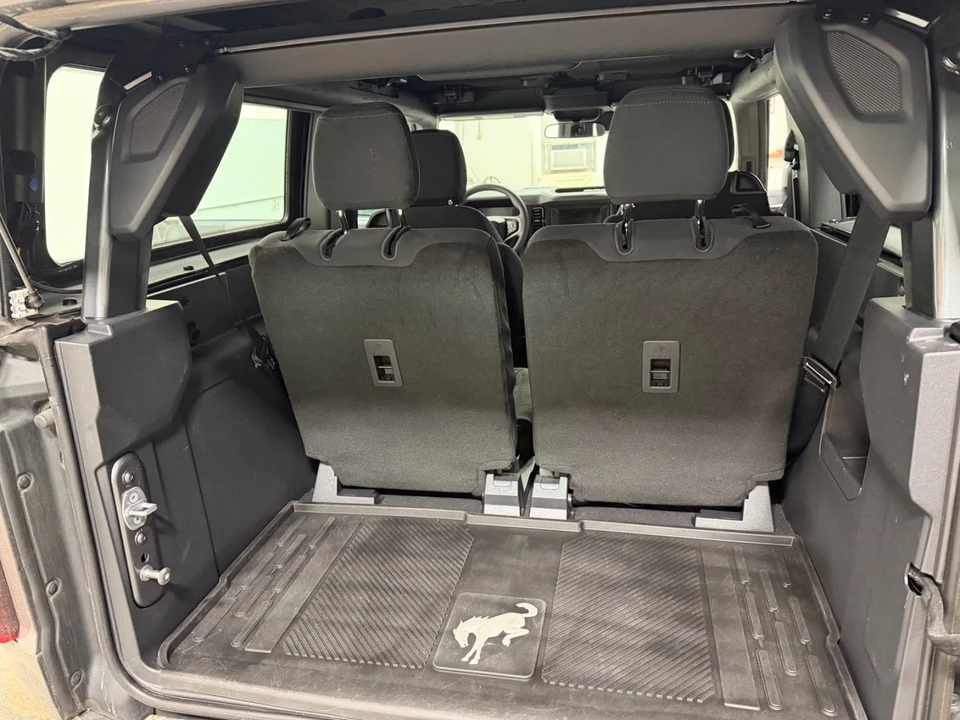 2022 Ford Bronco 6th Gen - Image 8 of 10