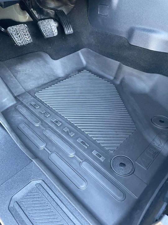 2022 Ford Bronco 6th Gen - Image 19 of 21