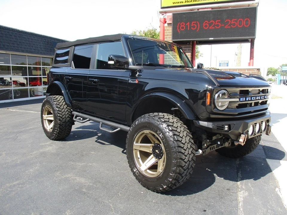 2022 Ford Bronco 6th Gen - Image 2 of 21