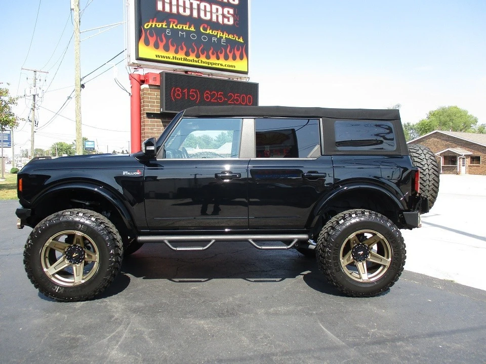 2022 Ford Bronco 6th Gen - Image 5 of 21