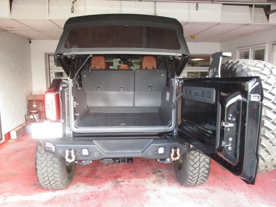 2022 Ford Bronco 6th Gen - Image 17 of 21