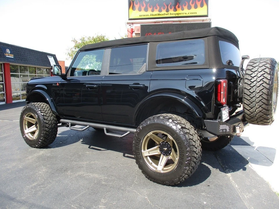 2022 Ford Bronco 6th Gen - Image 6 of 21