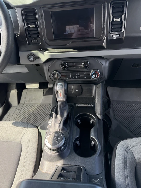 2022 Ford Bronco 6th Gen - Image 14 of 24