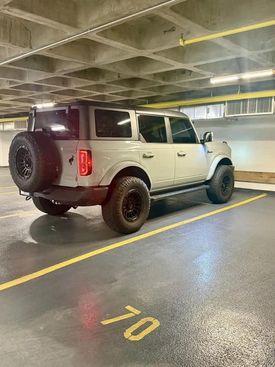 2022 Ford Bronco 6th Gen - Image 3 of 9