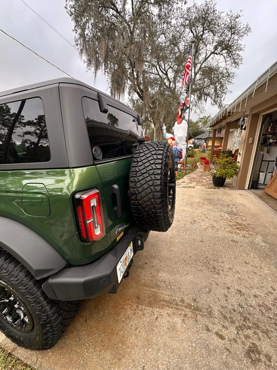 2022 Ford Bronco 6th Gen - Image 2 of 16