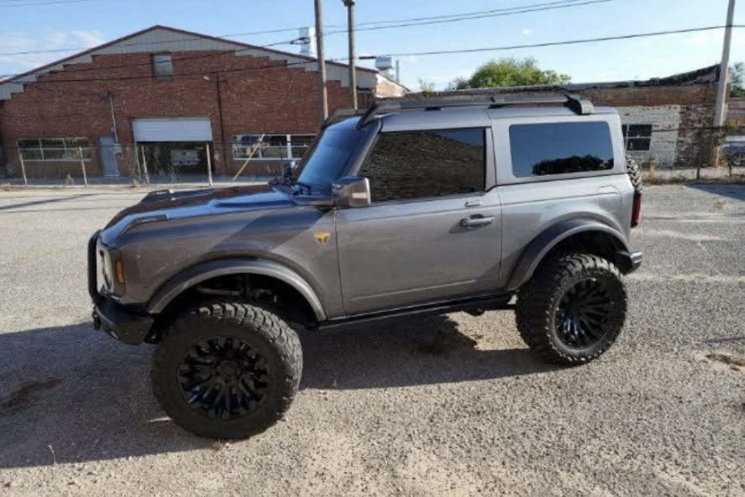 2022 Ford Bronco 6th Gen - Image 3 of 5
