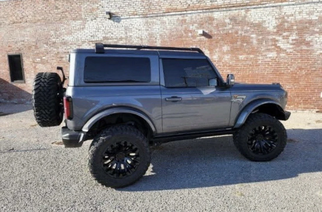 2022 Ford Bronco 6th Gen - Image 4 of 5