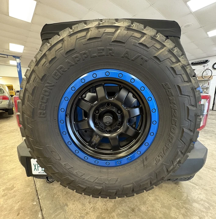 2022 Ford Bronco 6th Gen - Image 23 of 31