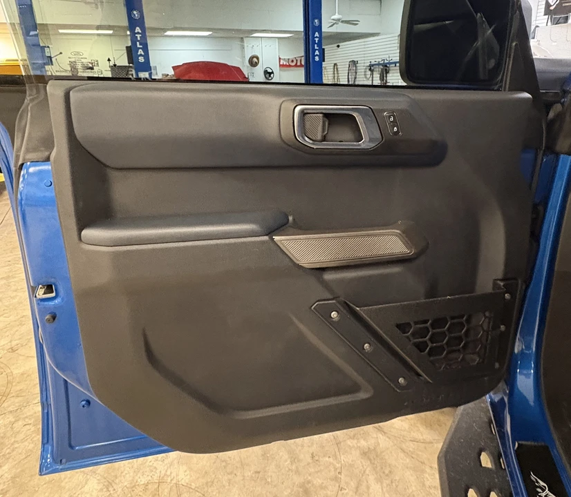 2022 Ford Bronco 6th Gen - Image 26 of 31