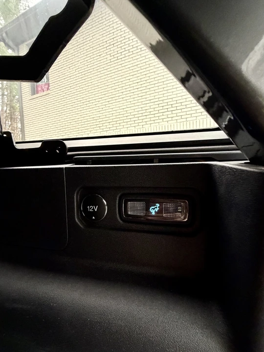 2022 Ford Bronco 6th Gen - Image 18 of 21