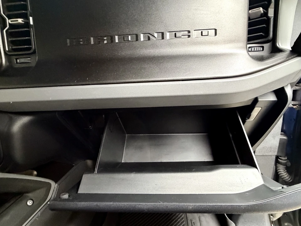 2022 Ford Bronco 6th Gen - Image 19 of 21
