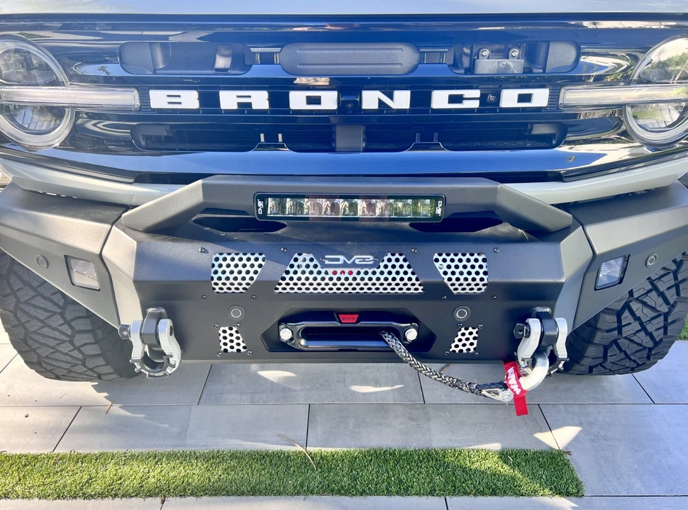 2022 Ford Bronco 6th Gen - Image 14 of 15