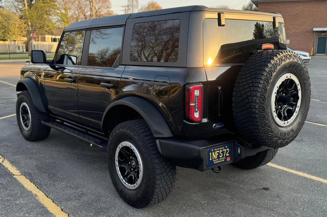 2022 Ford Bronco 6th Gen - Image 12 of 21