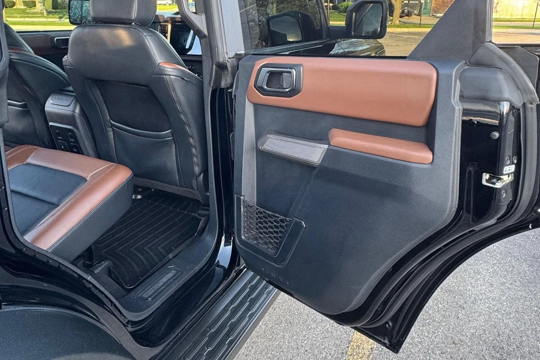 2022 Ford Bronco 6th Gen - Image 9 of 21