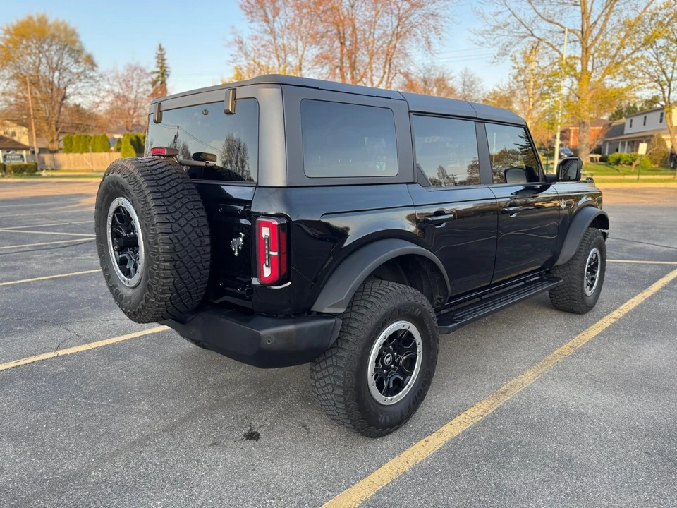 2022 Ford Bronco 6th Gen - Image 20 of 21