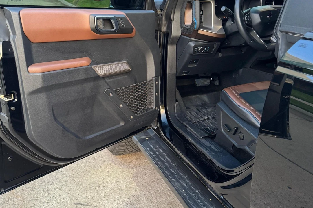 2022 Ford Bronco 6th Gen - Image 4 of 21