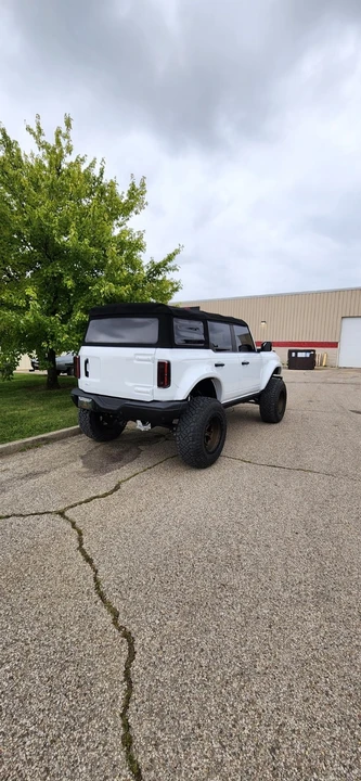 2022 Ford Bronco 6th Gen - Image 7 of 16