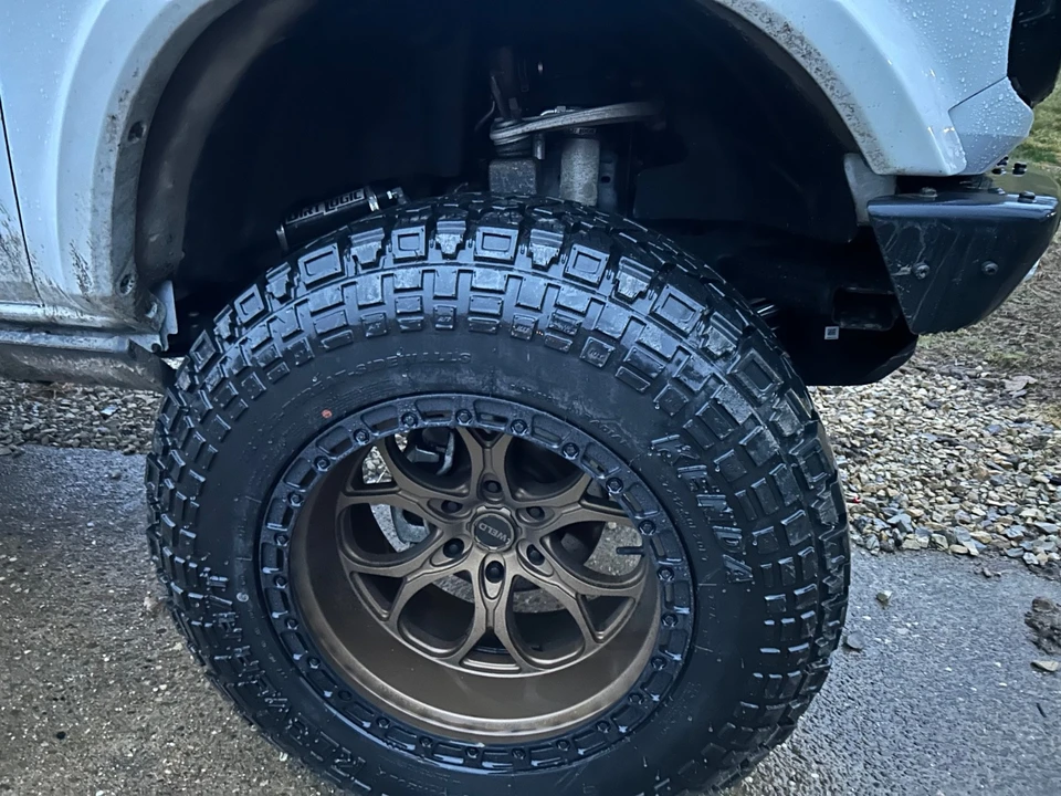 2022 Ford Bronco 6th Gen - Image 16 of 16