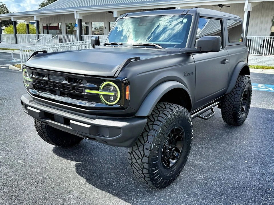 2022 Ford Bronco 6th Gen - Image 2 of 12