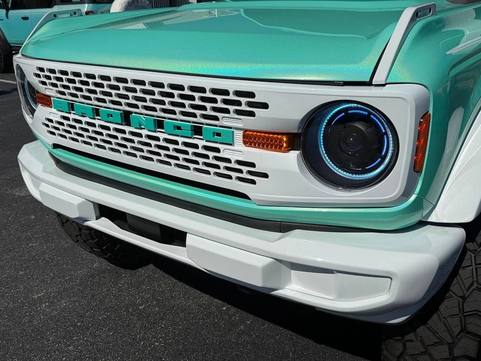 2022 Ford Bronco 6th Gen - Image 2 of 12